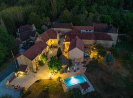 Aux Bories de Marquay, B&B avec piscine et SPA près de Sarlat, готель з парковкою у місті Marquay