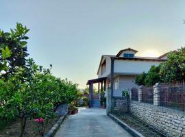 Wooden Guest House, cheap hotel in Bamatat