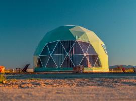 The Beer Dome, tented camp en Willcox
