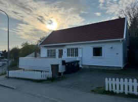 Nordbyhuset, et trivelig fritidshus, viešbutis mieste Skudeneshavn