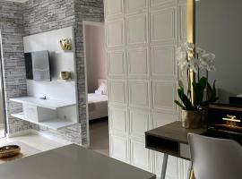 Classy 2 bedroom in Halfway Gardens