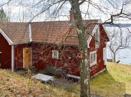 8 person holiday home in HJÄLTEVAD, ξενοδοχείο σε Hjältevad