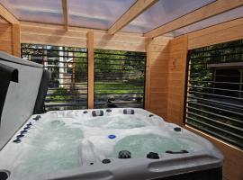 Artz of Nature, hotel in Emmen