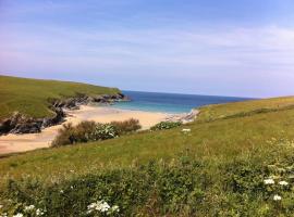 Cubert Nr Newquay Traditional 16th century cottage, hotel v destinaci Cubert
