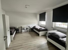 Wohnung für Monteure (Einzelzimmer / Doppelzimmer) in der Nähe von Köln/Bonn/Hennef/Waldbröl, hotel in Waldbröl