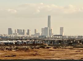 Madinaty Skyscraper View Home, hotel in Madinaty