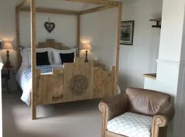 Mevagissey Boutique Flatlet with sea and countryside views