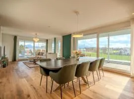Visionary Hospitality Rothenburg, Lucerne - Premium Apartments with Free Parking, Washer, Kitchen, Terrace, 15' City