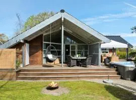 Stunning Home In Gilleleje With Sauna