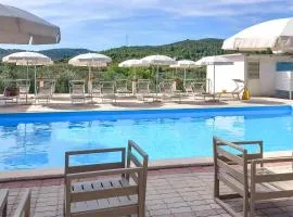 Nice Apartment In Vieste With Wifi