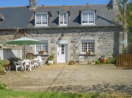3 Bedroom Amazing Home In Lamballe-armor, hotel a Lamballe