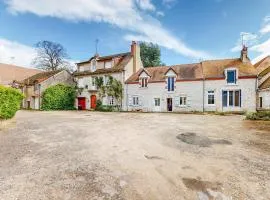 Amazing Home In Saint-Laurent-Nouan