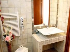 LUANA INN HOLIDAY, hotel di Porto