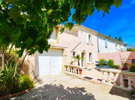 Loca-Moulins, hotel a Saze
