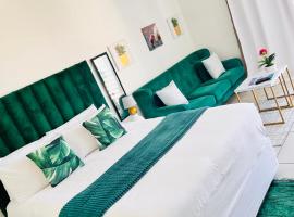 C-junction studio apartment