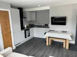 1 bedroom ground floor apartment