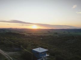 Gran Vista y Tranquilidad, cabaña o casa de campo en Villa Serrana