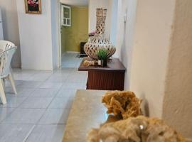 Hadhri Appartement, holiday home in Tozeur