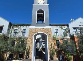 Am Weinberg Estate - The Presidential Villa - A Sanctuary of Luxury and Elegance, hótel í Windhoek