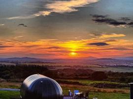Forth Mountain Glamping, holiday rental in Ballintlea