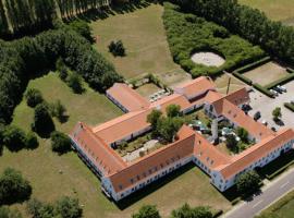 Toruplund Hotel og Konferencecenter, hotel v destinaci Hundested