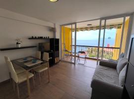 Apartment las Americas ocean view, hotel u gradu 'Playa Fañabe'
