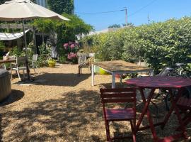 Chambres de la Choisille à Fondettes st Cyr Tours, hotel din Fondettes