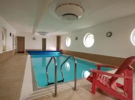 Villa Wassergeist mit Schwimmbad