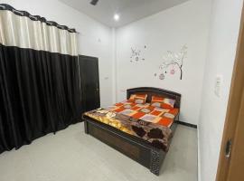 Rukmani Rooms, hotel in Mathura