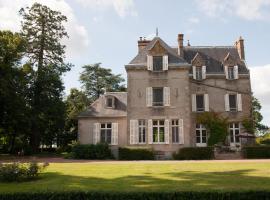 Château Saint Georges, B&B/chambre d'hôtes à Mauléon