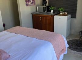 Stellies Accommodation - Room 2, apartmen di Keetmanshoop