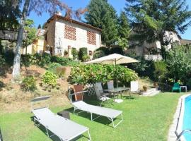 Ferienhaus mit Privatpool für 4 Personen ca 50 qm in Celle, Toskana Provinz Lucca، فندق في Gello