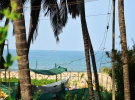 Shantika beach view stay, hotel en Gokarn