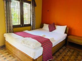 Gharbas Homestay Sauraha, Chitwan, habitación en casa particular en Sauraha