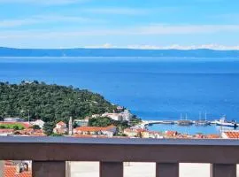 Apartments Emilija Makarska