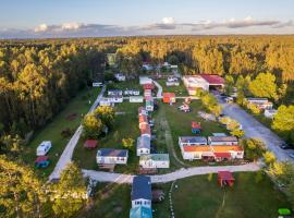 Bungalows Land'shause, парк-отель в городе Патаяш