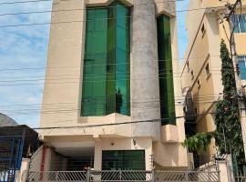 Suitesecu Rentals Guayaquil, hotel a Guayaquil