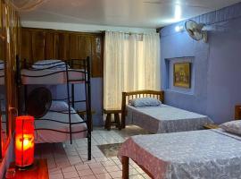 Holiday Home Mauras Tropical, hotel em Paquera