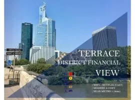 Studio & Expansive Terrace: Urban Oasis in Paris!