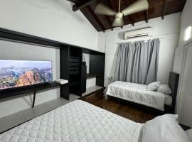Dormitorios a estrenar en el centro de Asunción, готель в Асунсьйоні