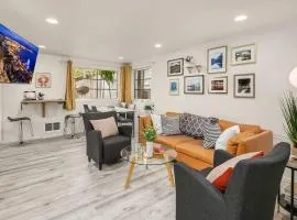Cozy Getaway Yard House with BBQ - UW - Children Hospital