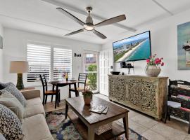 Beachside Bungalow: Surfside I #104, self catering accommodation in South Padre Island