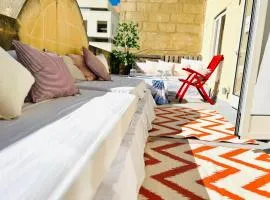! Amazing house in Sliema next to the beach !