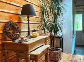Le P'tit Nid : Mini loft pour 2 à 4 personnes, holiday rental in Tellin