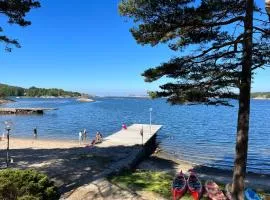 Hällestrand Vandrarhem - Lägenhet "Laxen"
