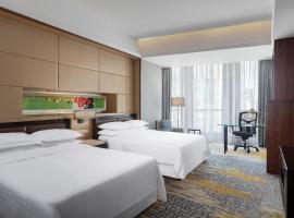 Sheraton Grand Shanghai Pudong Hotel & Residences, khách sạn gần South Yanggao Road Station, Thượng Hải