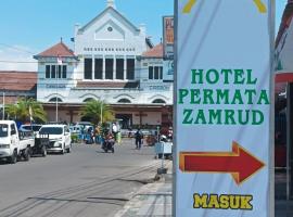 Hotel Permata Zamrud, hotel en Cirebon