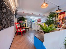 Mascotte Hostel Silom