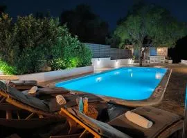 Stone Villa Antika
