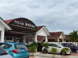 Villa Medina @ Sepang Gold Coast, khách sạn ở Bagan Lalang